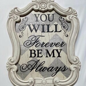 Elegant Cream and Gray wall/tabletop Decor